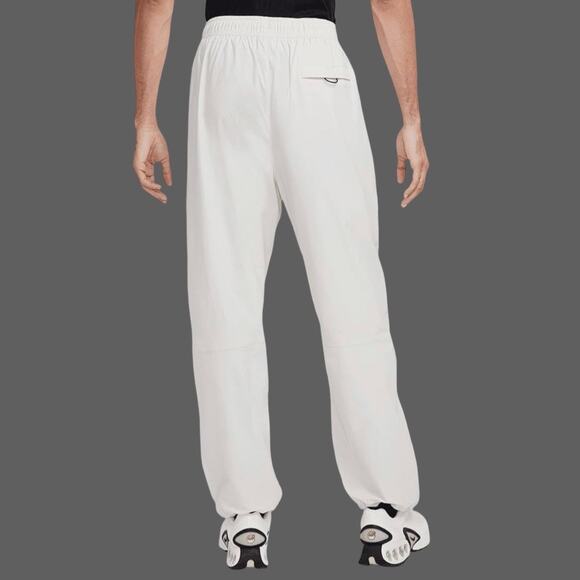 Nike Tech Men’s Woven Oversized Pants Light Orewood Brown Size M HM7158 - Picture 9 of 9